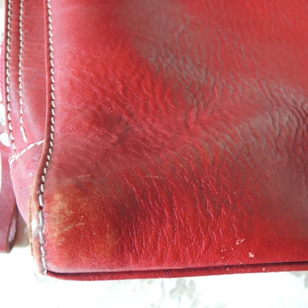 Ellington Red Leather Academia Professional Laptop Shoulder Bag
